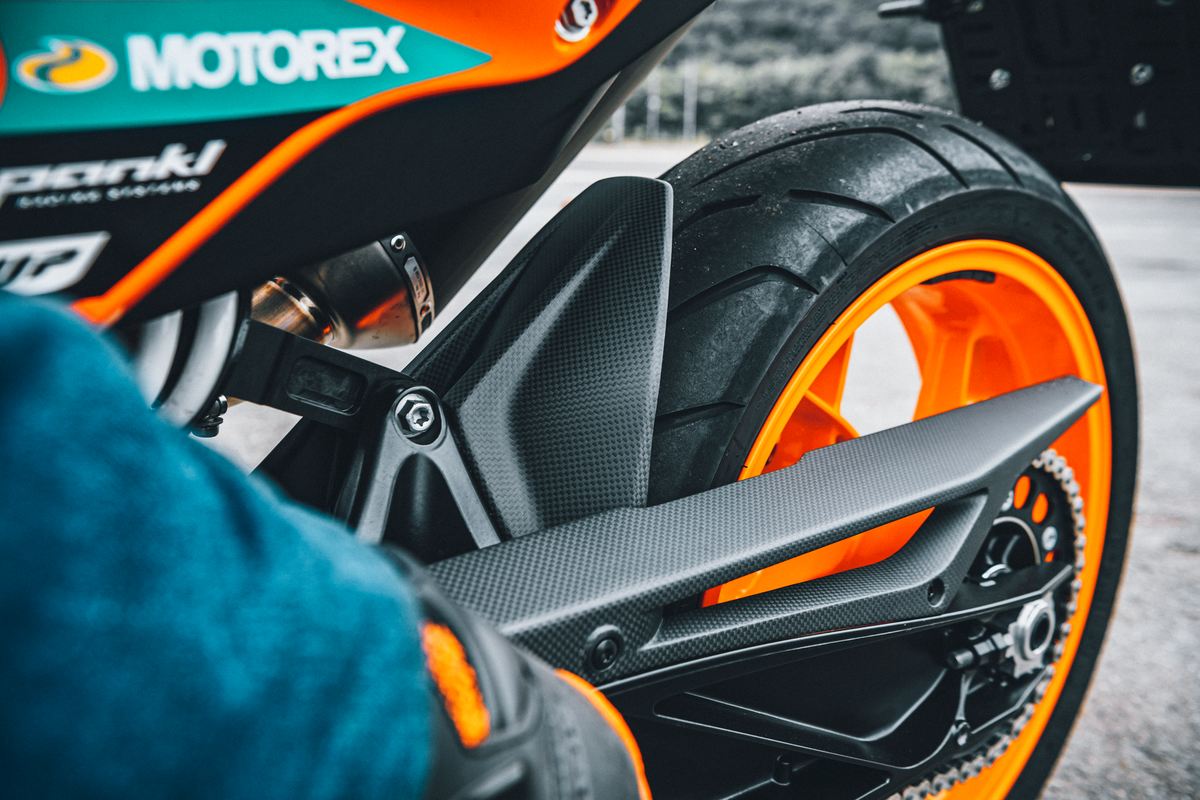 Chain guard — KTM 890 Duke/GP/R/790 Duke 2018-2026