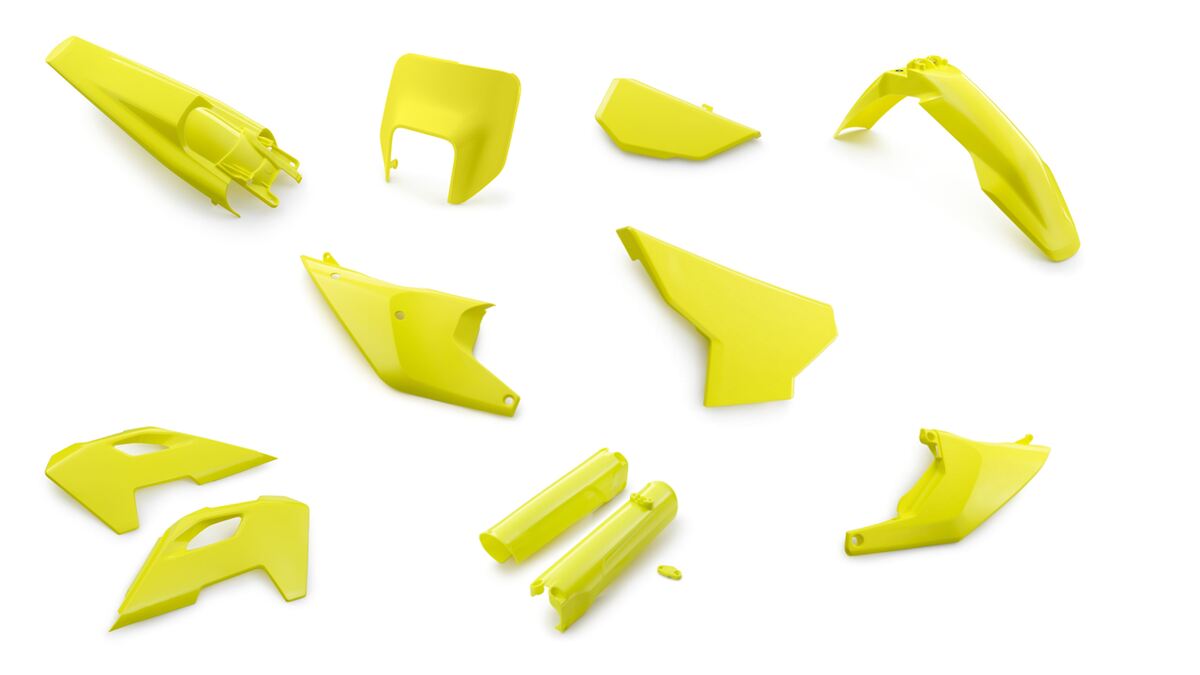 Plastic parts kit