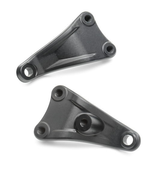 Engine brace set