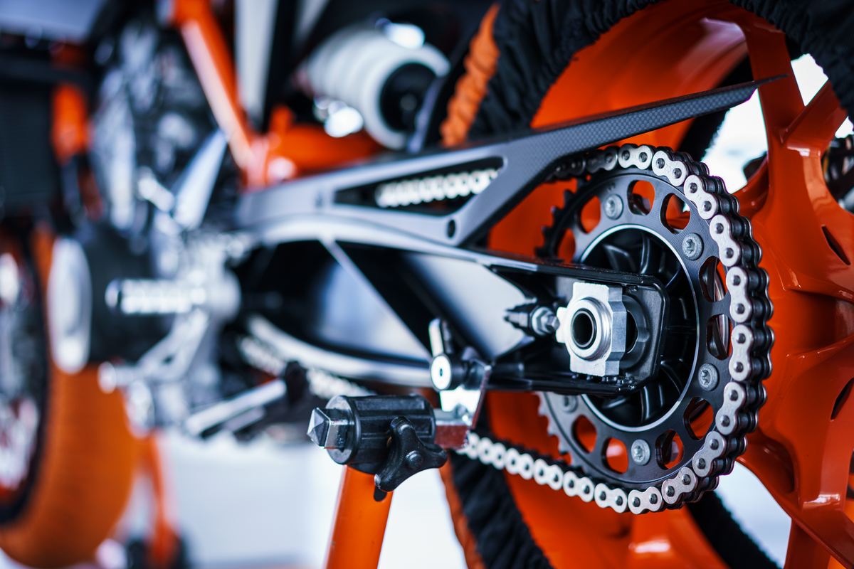Chain guard — KTM 890 Duke/GP/R/790 Duke 2018-2026