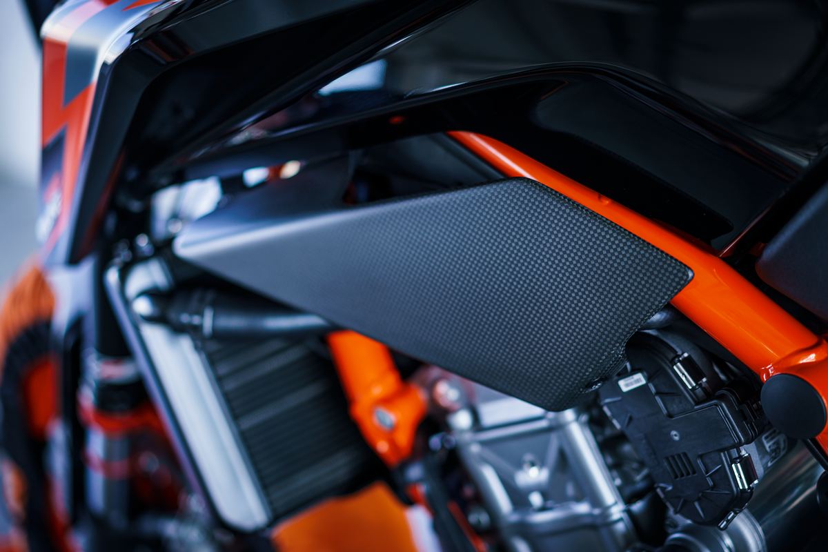 Side fairing set — KTM 890 Duke/GP/R/790 Duke 2018-2026
