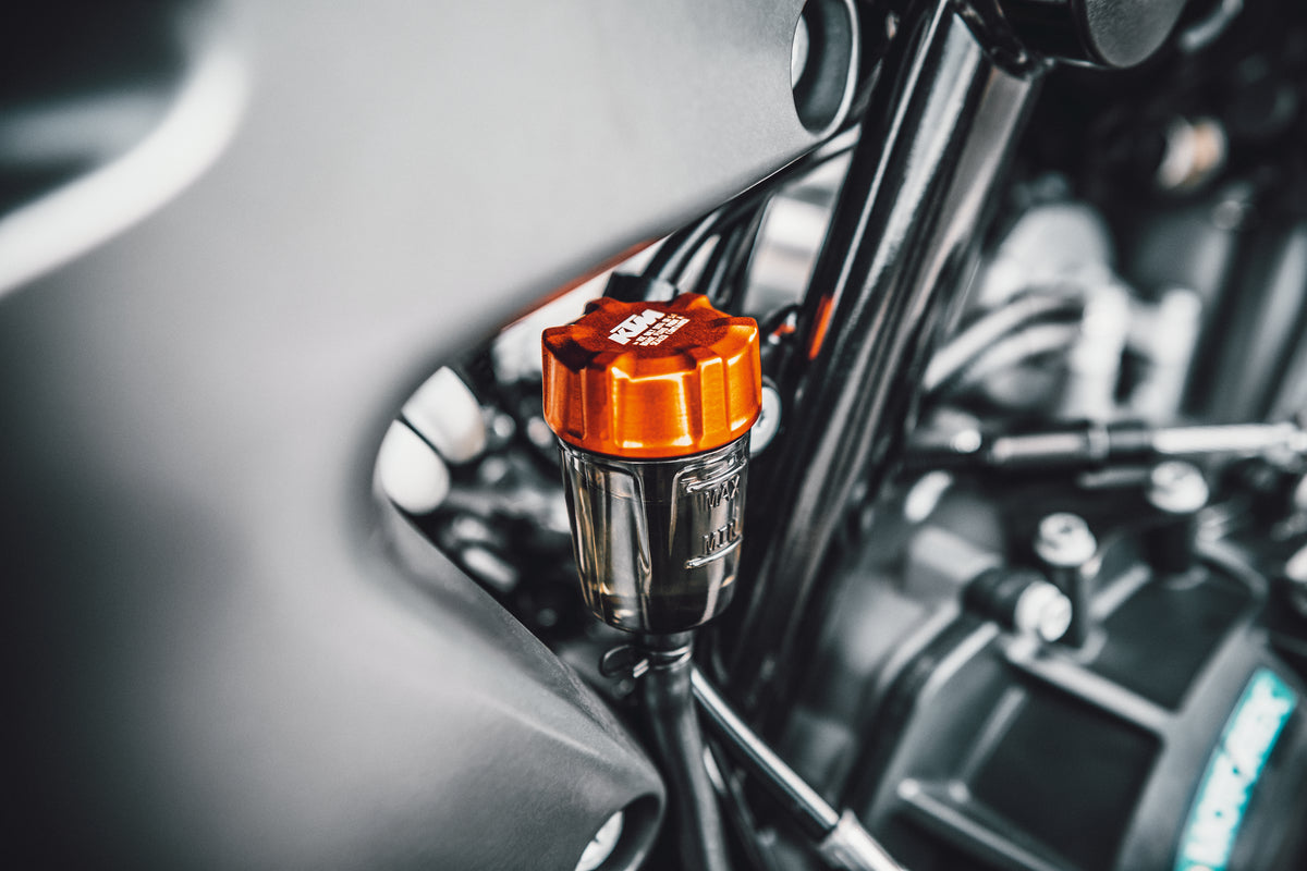 Brake fluid reservoir cap — KTM Street/Adventure 2018-2027