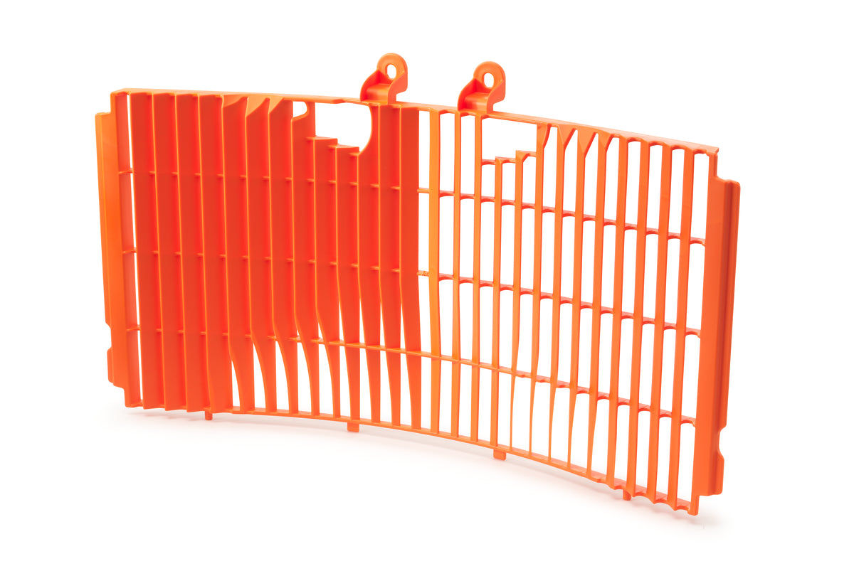 Radiator protection grille