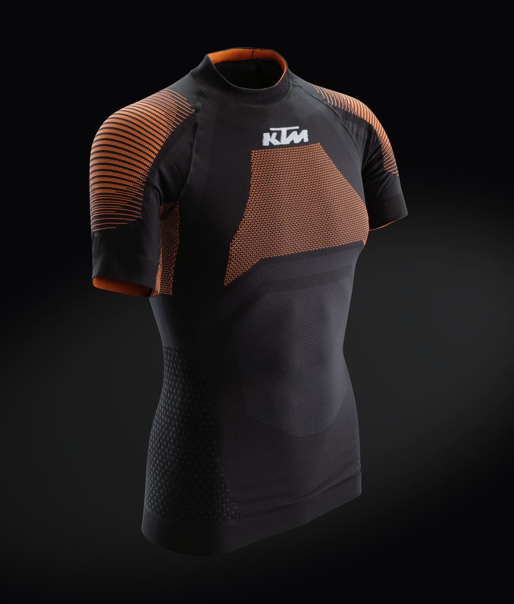 Short Performance Undershirt