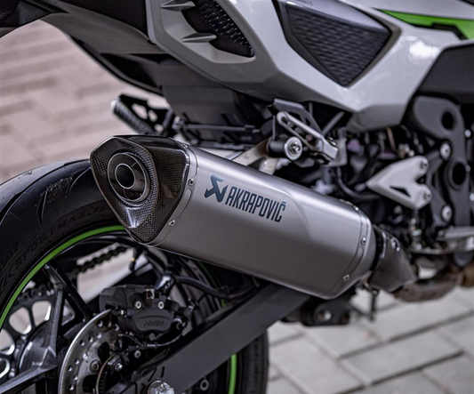 Akrapovič Titanium Exhaust (Ninja 7 & Z7 Hybrid)